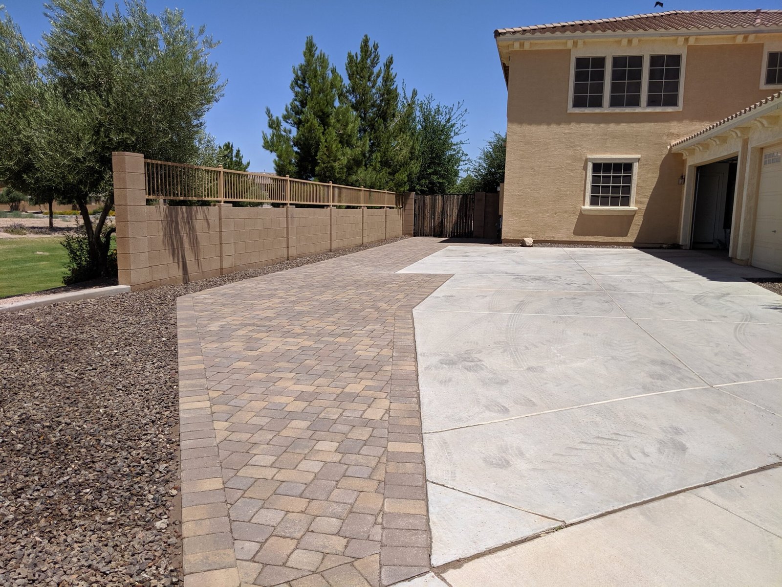 New Horizon Hardscaping Paver Installation in Arizona (13)