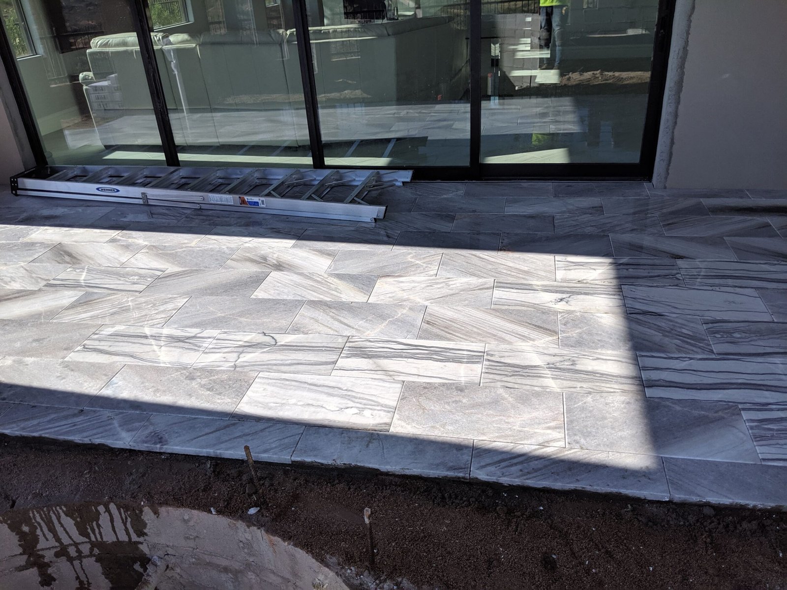 New Horizon Hardscaping Travertino Installation in Arizona (28)